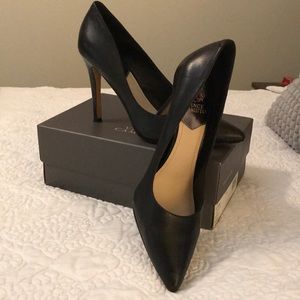 Vince Camuto Pumps